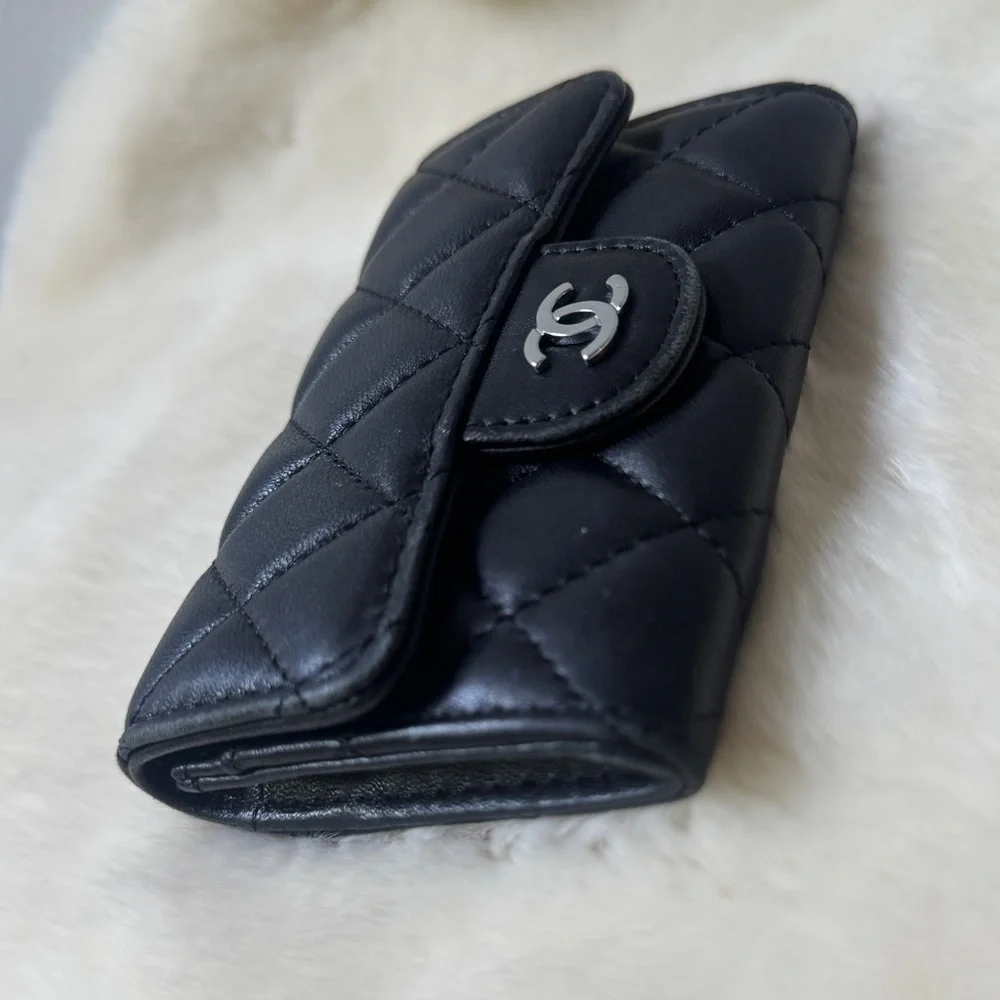 Chanel Classic Flap Quilted Lambskin Wallet 30425943 - Picture 3 of 11